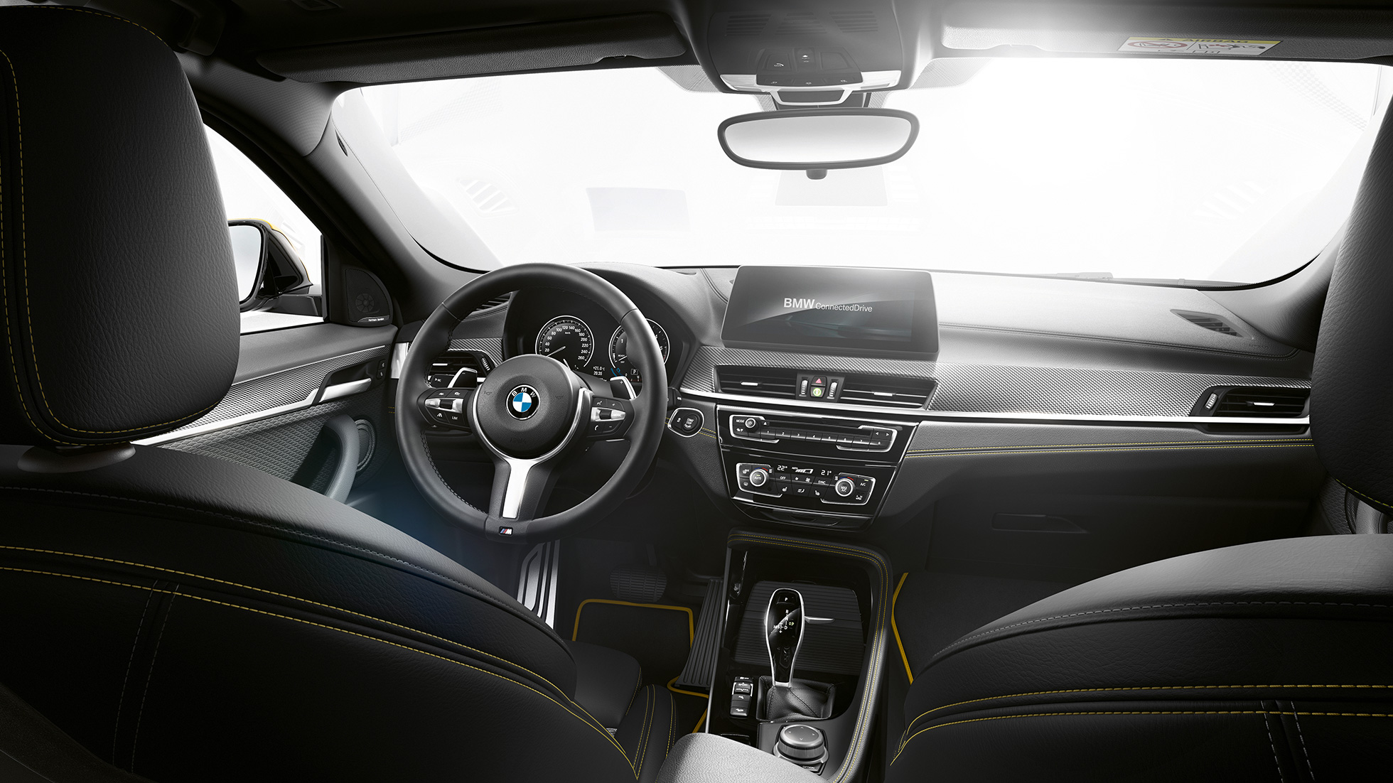סביבת נהג BMW X2 F39 BMW X2 2018 F39 סביבת נהג
